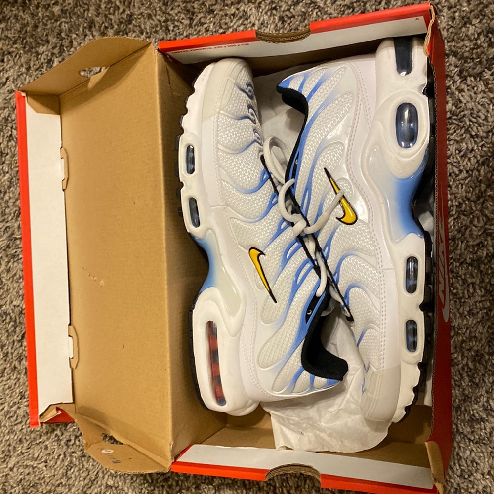 Nike Air Maxs, size: women 8.5, colors include: white, blue, black & yellow